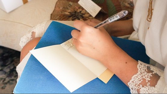 Tips for writing letters on a wedding day